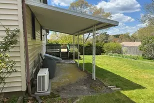 23 Oliveira Ave, Acushnet, MA 02743 - Photo 4