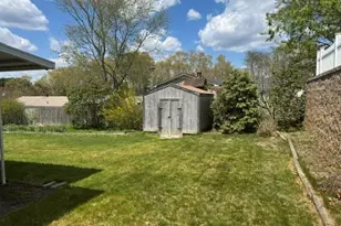 23 Oliveira Ave, Acushnet, MA 02743 - Photo 6