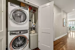 884 Adams St, Boston, MA 02124 - Photo 18