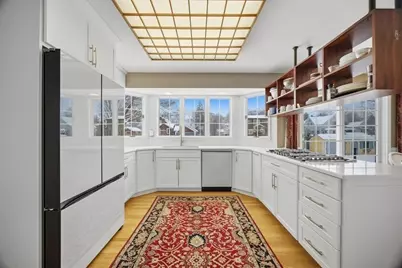 19 Crapo St, Taunton, MA 02780 - Photo 8