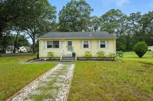 381 N Brook Rd, Springfield, MA 01119 - Photo 2