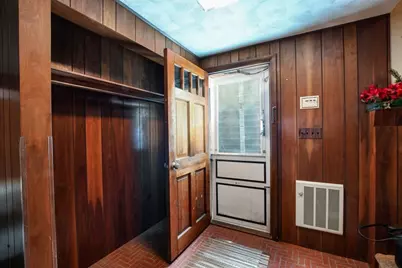220 Mount Vernon St, New Bedford, MA 02740 - Photo 18