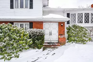 220 Mt Vernon St, New Bedford, MA 02740 - Photo 2