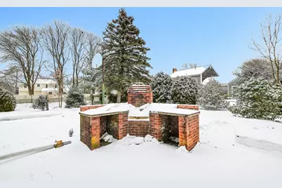 220 Mount Vernon St, New Bedford, MA 02740 - Photo 20