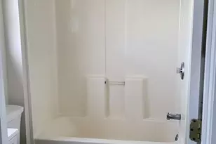 124 Stevens St, Lowell, MA 01851 - Photo 10