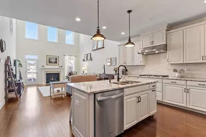 40 Phoebe St #101, Methuen, MA 01844 - Photo 12