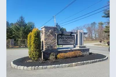 40 Phoebe St #101, Methuen, MA 01844 - Photo 2