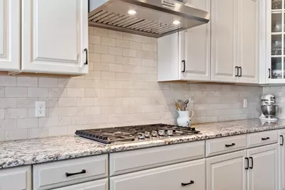 40 Phoebe St #101, Methuen, MA 01844 - Photo 10