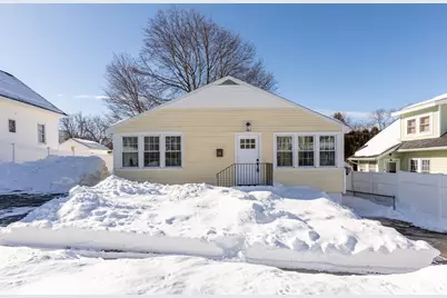 18 Palisades St, Worcester, MA 01604 - Photo 1