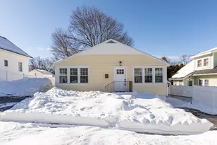 18 Palisades St, Worcester, MA 01604 - Photo 1