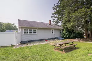 60 Gatewood Rd, Springfield, MA 01119 - Photo 18