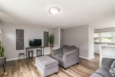 60 Gatewood Rd #1, Springfield, MA 01119 - Photo 4