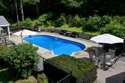 148 High St, Pembroke, MA 02359 - Photo 2