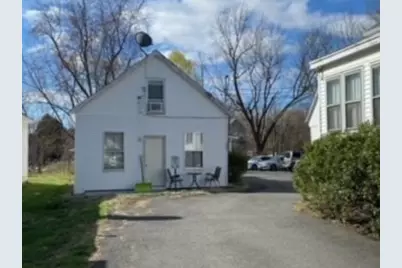 697 Main Street #3, Amherst, MA 01002 - Photo 2