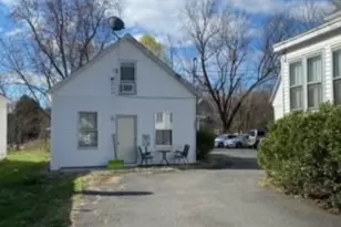 697 Main St, Amherst, MA 01002 - Photo 2