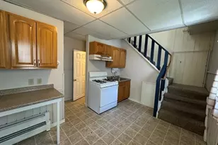 697 Main St, Amherst, MA 01002 - Photo 4