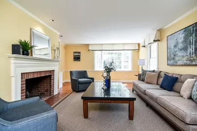 9 Buttercup Ln, Dover, MA 02030 - Photo 2
