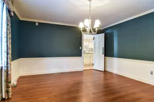 9 Buttercup Ln, Dover, MA 02030 - Photo 8