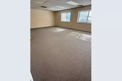 191 Elm St #8, Salisbury, MA 01952 - Photo 4