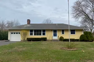 6 Highland Cir, Amherst, MA 01002 - Photo 1