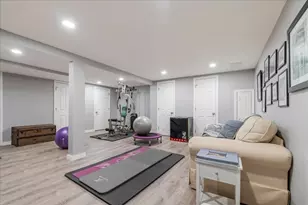 31 Warren Ave, Plymouth, MA 02360 - Photo 28