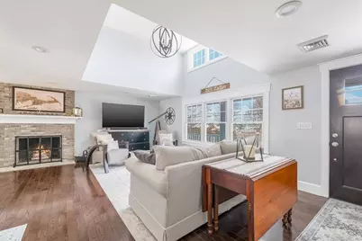 31 Warren Ave, Plymouth, MA 02360 - Photo 4