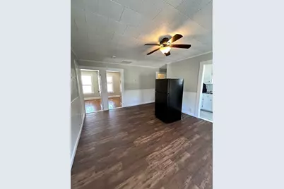 47 Davis St #3, Fall River, MA 02720 - Photo 2