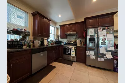 27 Essex St #1, Cambridge, MA 02139 - Photo 2