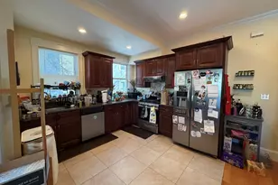 27 Essex St, Cambridge, MA 02139 - Photo 1