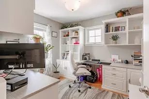 47 Surrey Ln, East Bridgewater, MA 02333 - Photo 8