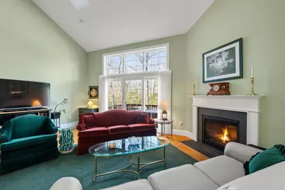 96 Walden Way #52, Milford, MA 01757 - Photo 8