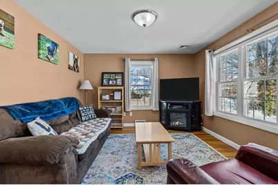 17 Crawford Ave, Attleboro, MA 02703 - Photo 14