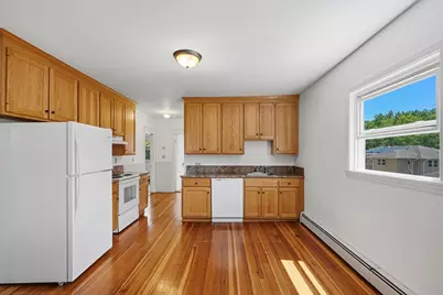 81 Winter St, Bellingham, MA 02019 - Photo 8