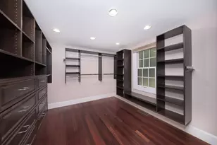 568 Wellesley St, Weston, MA 02493 - Photo 24