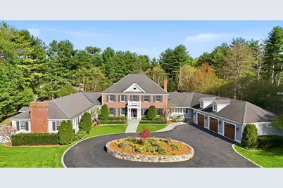 568 Wellesley St, Weston, MA 02493 - Photo 2