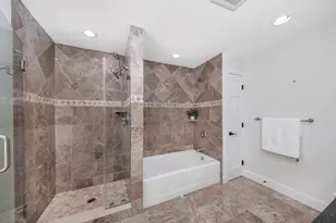 568 Wellesley St, Weston, MA 02493 - Photo 34