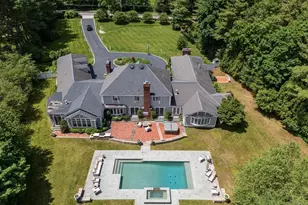 568 Wellesley St, Weston, MA 02493 - Photo 4