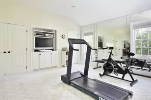568 Wellesley St, Weston, MA 02493 - Photo 28