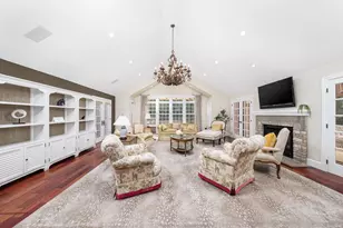 568 Wellesley St, Weston, MA 02493 - Photo 16