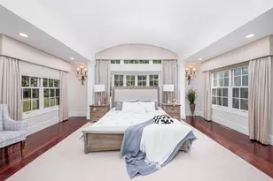 568 Wellesley St, Weston, MA 02493 - Photo 20