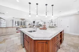 568 Wellesley St, Weston, MA 02493 - Photo 14