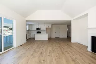 2 Hayley Cir, Rochester, MA 02770 - Photo 10
