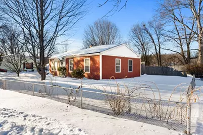 194 River Rd, Lowell, MA 01852 - Photo 4