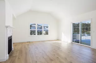 4 Hayley Cir, Rochester, MA 02770 - Photo 4