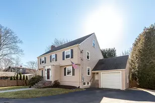 32 Kings Beach Terrace, Swampscott, MA 01907 - Photo 2