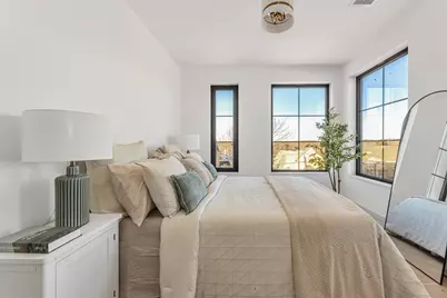 34 Oak Street #302, Boston, MA 02136 - Photo 12