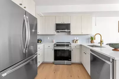 34 Oak Street #302, Boston, MA 02136 - Photo 4