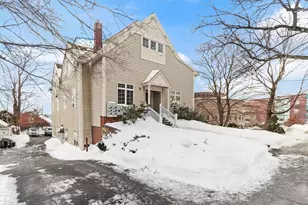 557 Salem, Malden, MA 02148 - Photo 2
