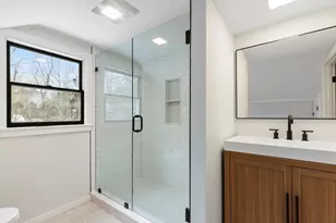 24 Lufkin St, Essex, MA 01929 - Photo 32