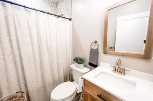 69 Falcon St, Boston, MA 02128 - Photo 14